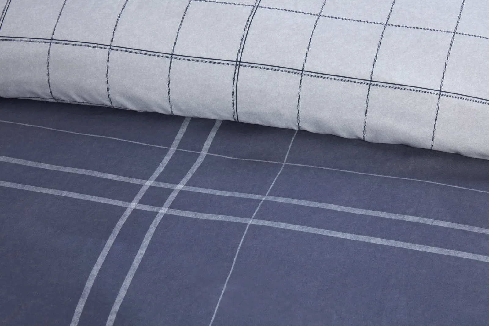 Rapport Home Hudson Microfibre Check Complete Duvet Cover Set With Pillowcase in Mid Navy 2