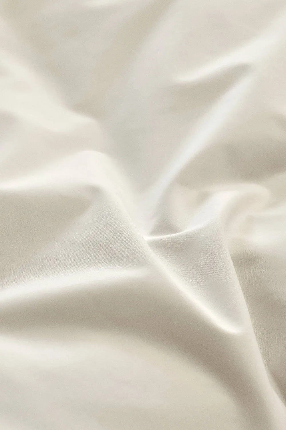 CHRISTY Pure Cotton Percale Fitted Sheets in Ivory 4
