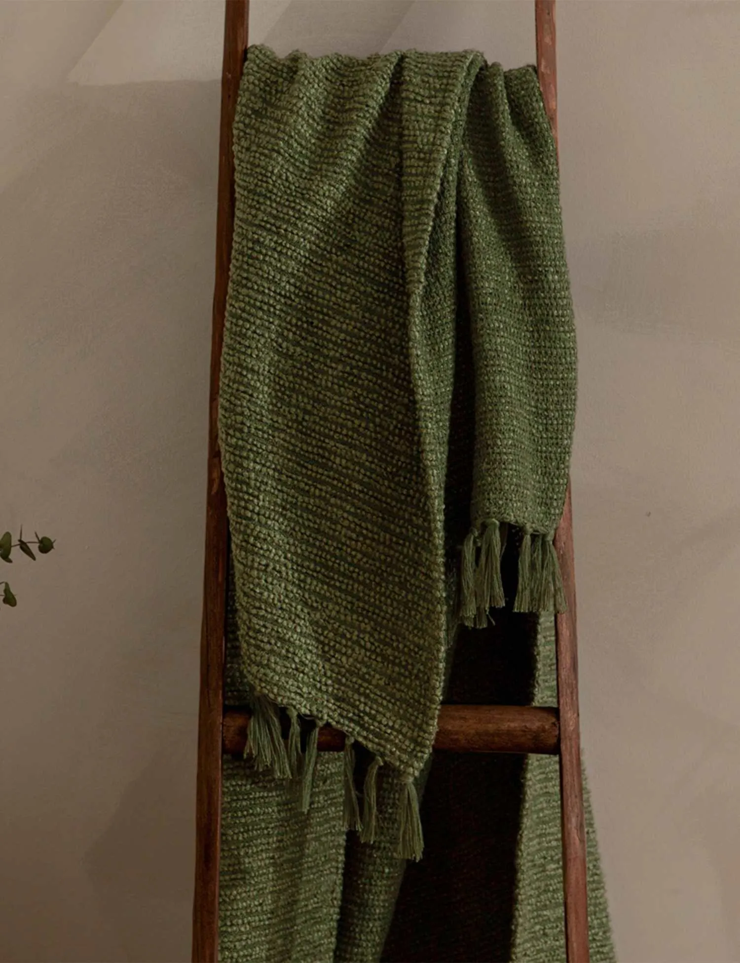 YARD Boucle Fringed Throw Khaki