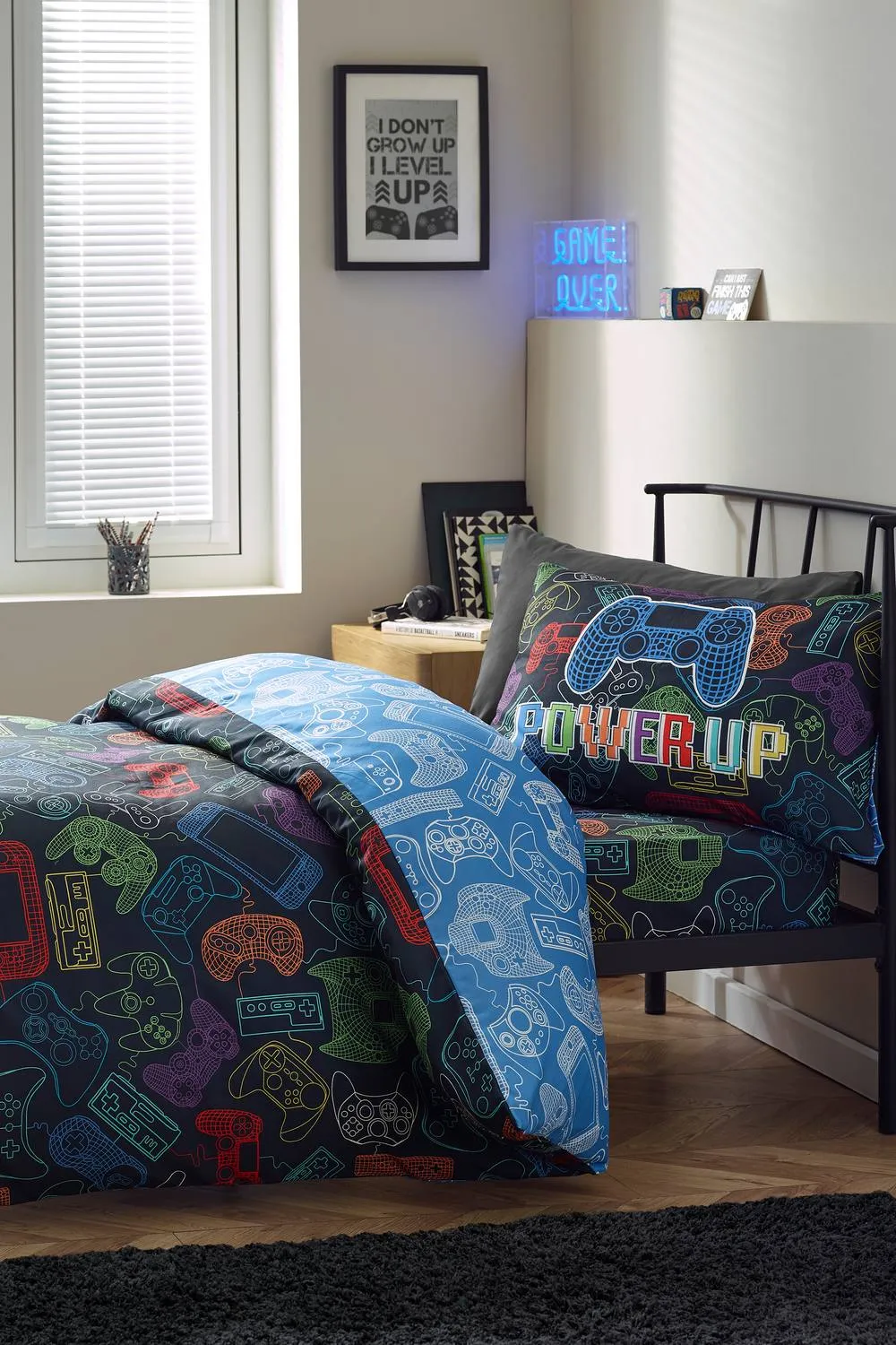 Catherine Lansfield 'Power Up Gamer' So Soft Duvet Cover Set in Black