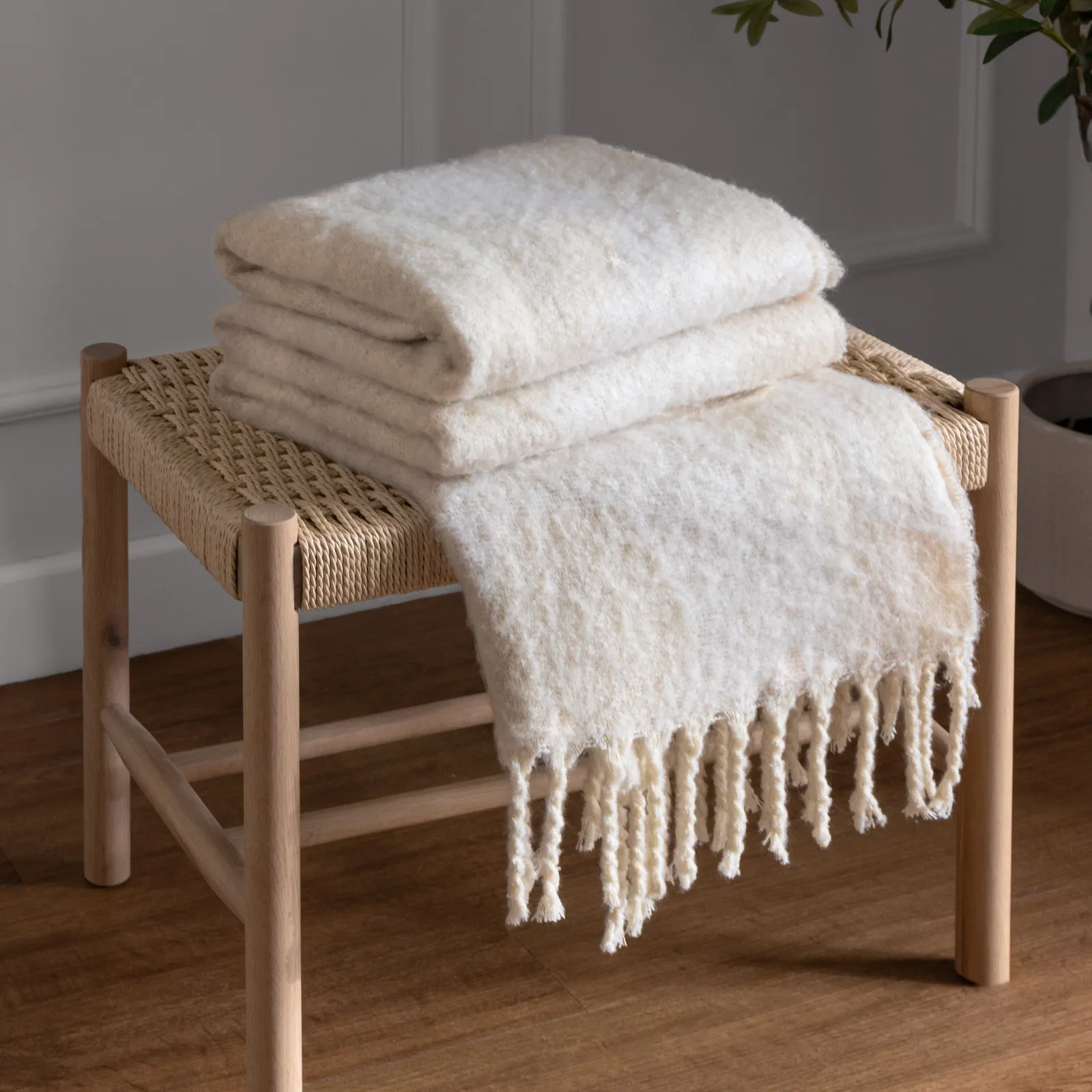 HOEM Meta Abstract Faux Mohair Knit Throw in Natural