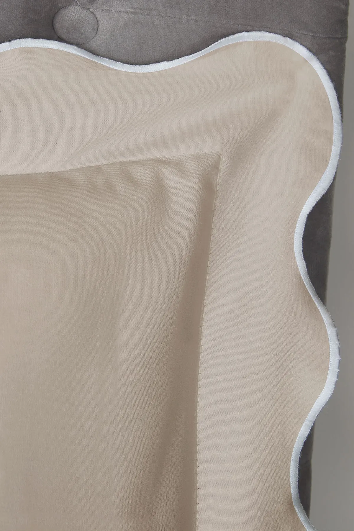 Appletree 'Scallop Edge' 100% Cotton Duvet Cover Set in Natural 2