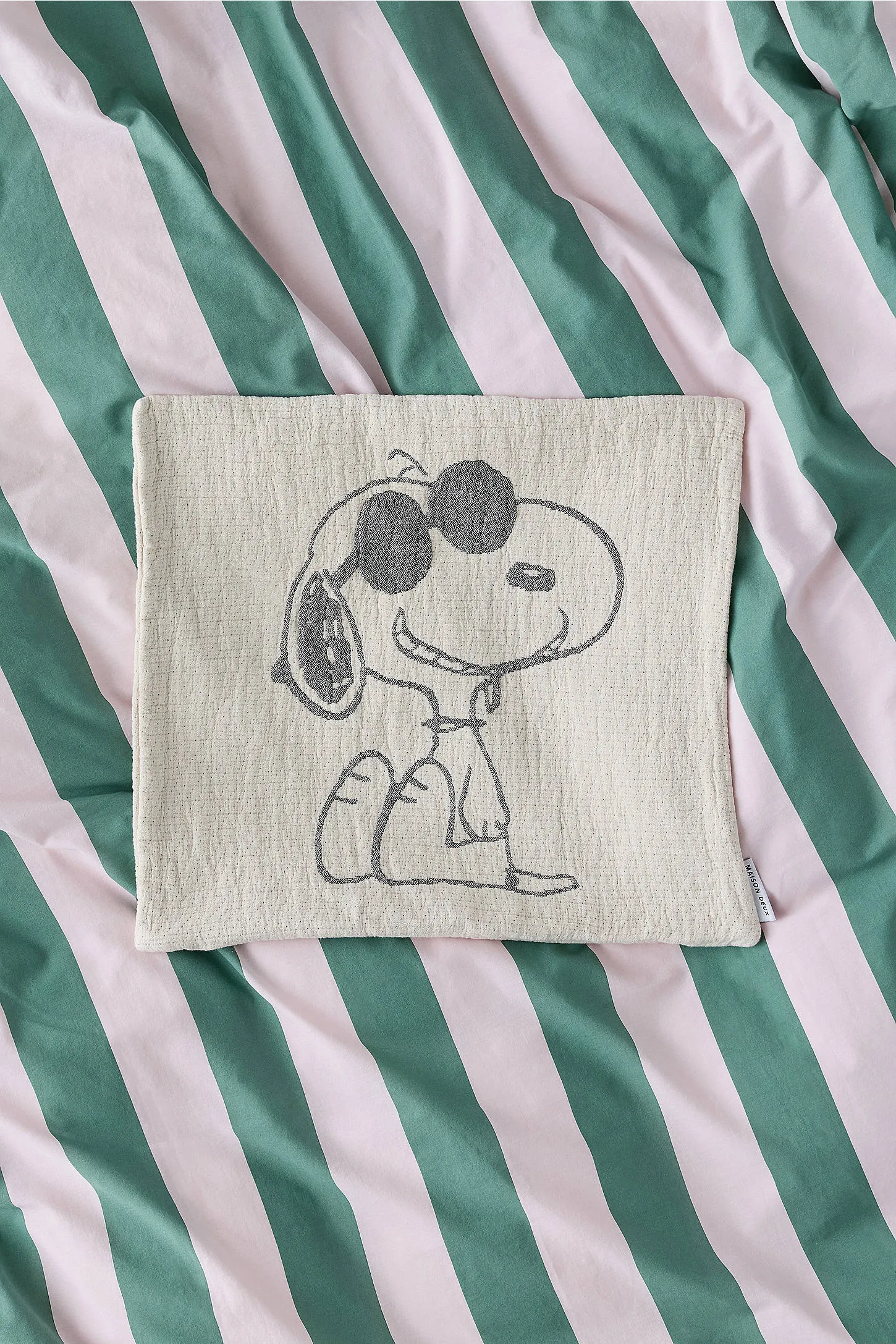 Maison Deux X Peanuts Snoopy Sunglasses Cushion ALL 4