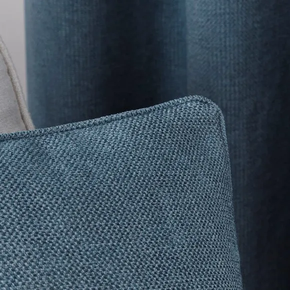 Wynter Cushion 2