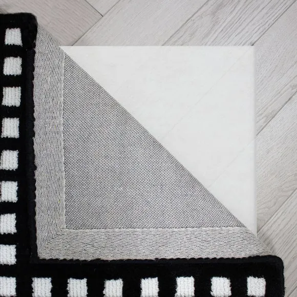 Textured Grid Checked Rug 3