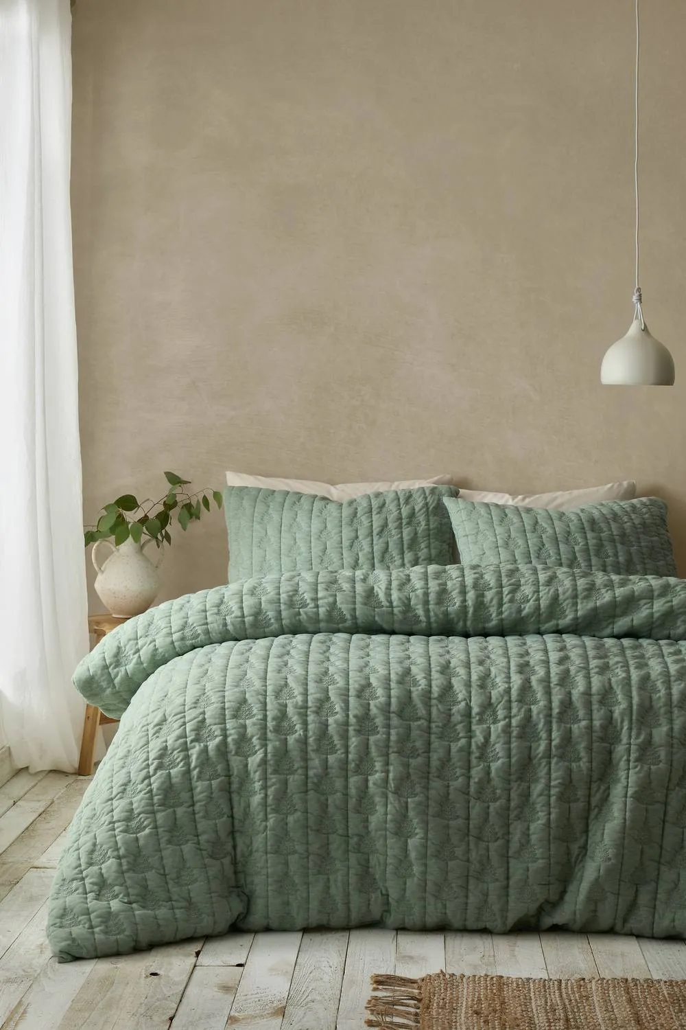 Pineapple Elephant 'Tamba Leaf' Pinsonic Duvet Cover Set in Green