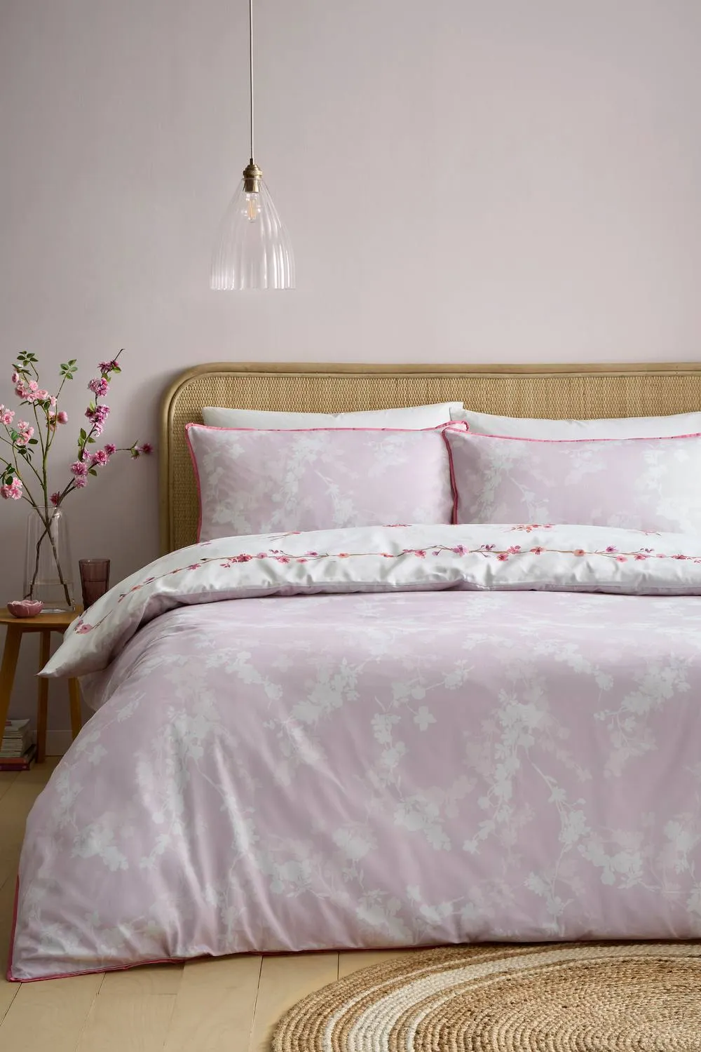Appletree 'Blossom Flower' 100% Cotton Duvet Cover Set in White 4