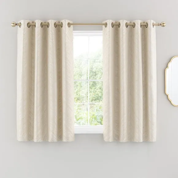 Flame Eyelet Curtains 5