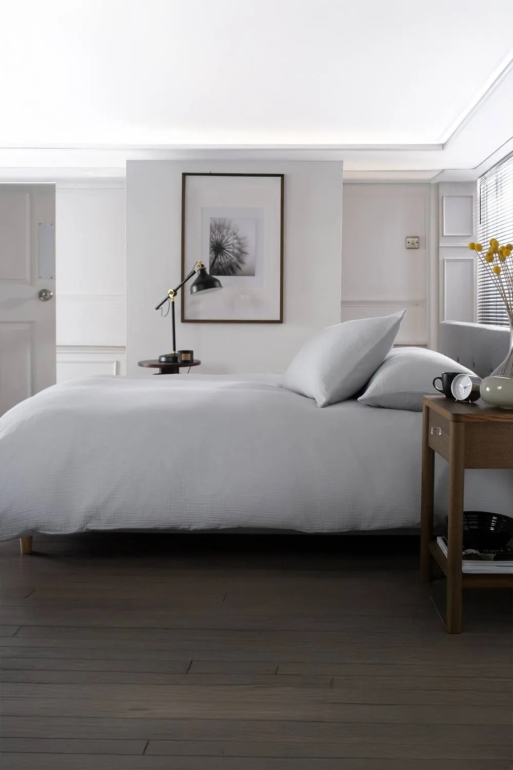 The Lyndon Company St Quentin 100% Cotton Reversible Duvet Bedlinen | Deyongs 1846 in Grey 3