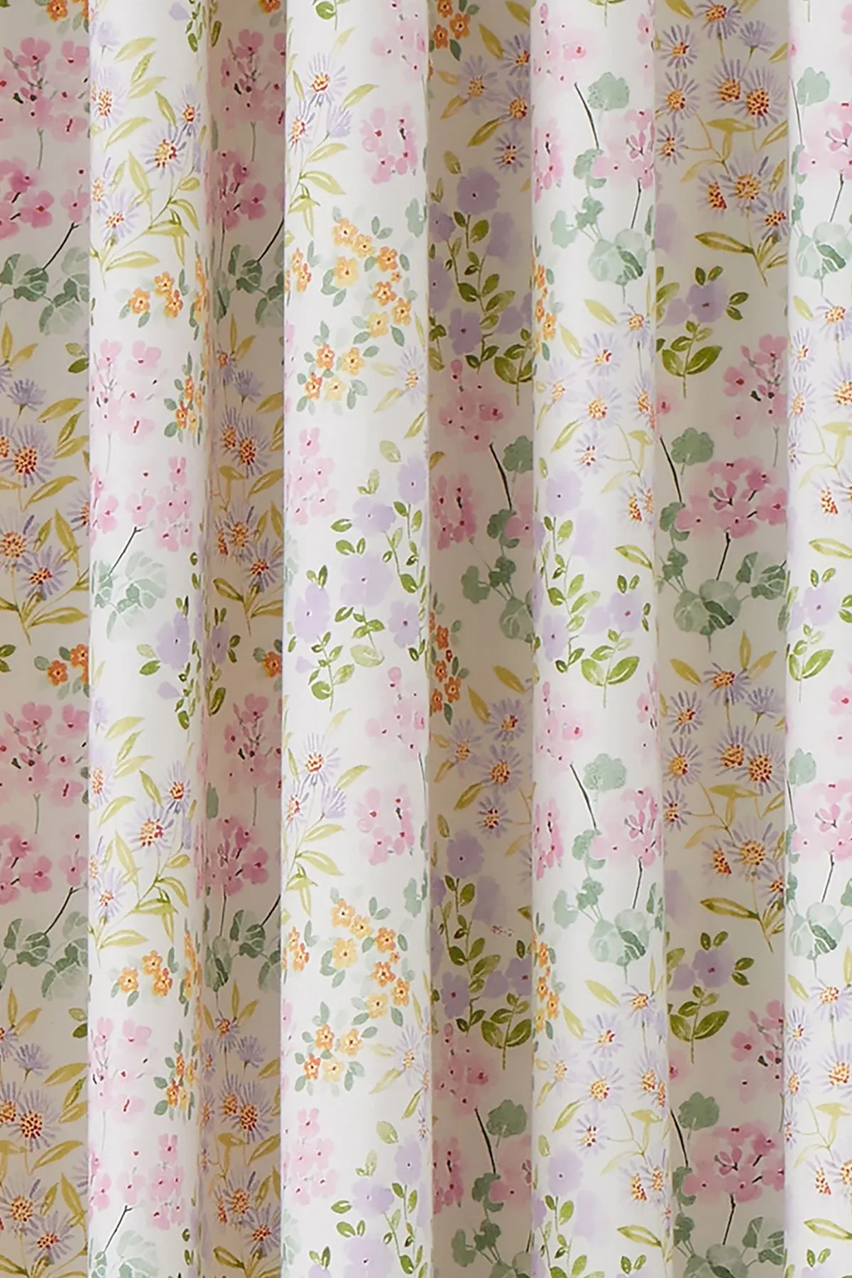 Dreams & Drapes 'Edith' Ditsy Floral Print Light Filtering Eyelet Curtains in Lilac 3