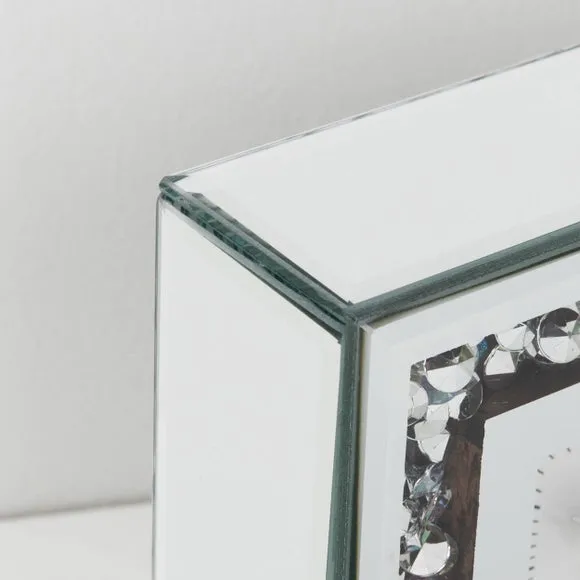 Hestia Crystal Border Mantel Clock 2