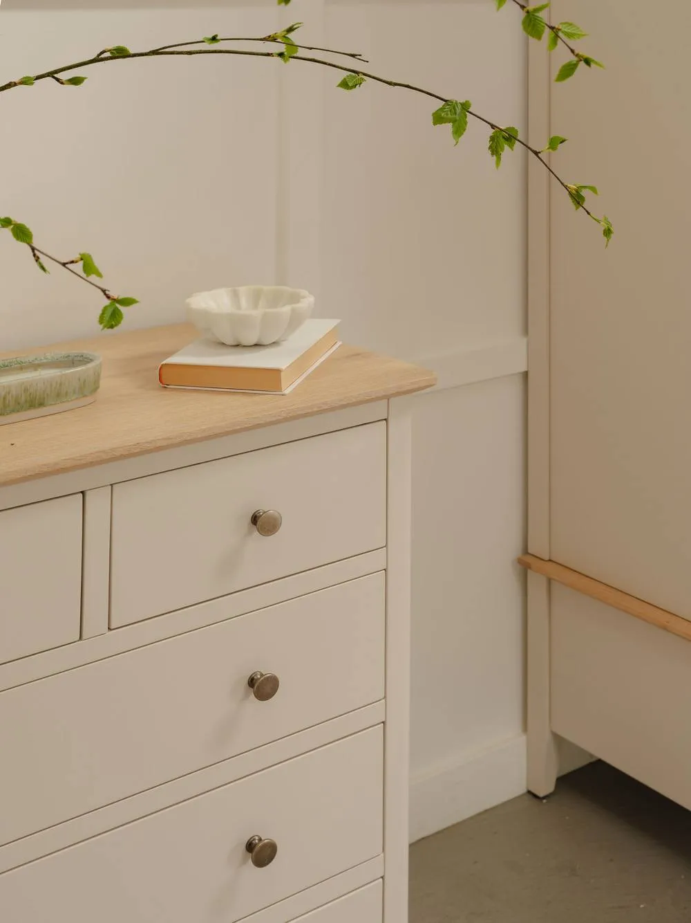 Statement Furniture Pembroke 2 over 3 Chest of Drawers in Cream 2