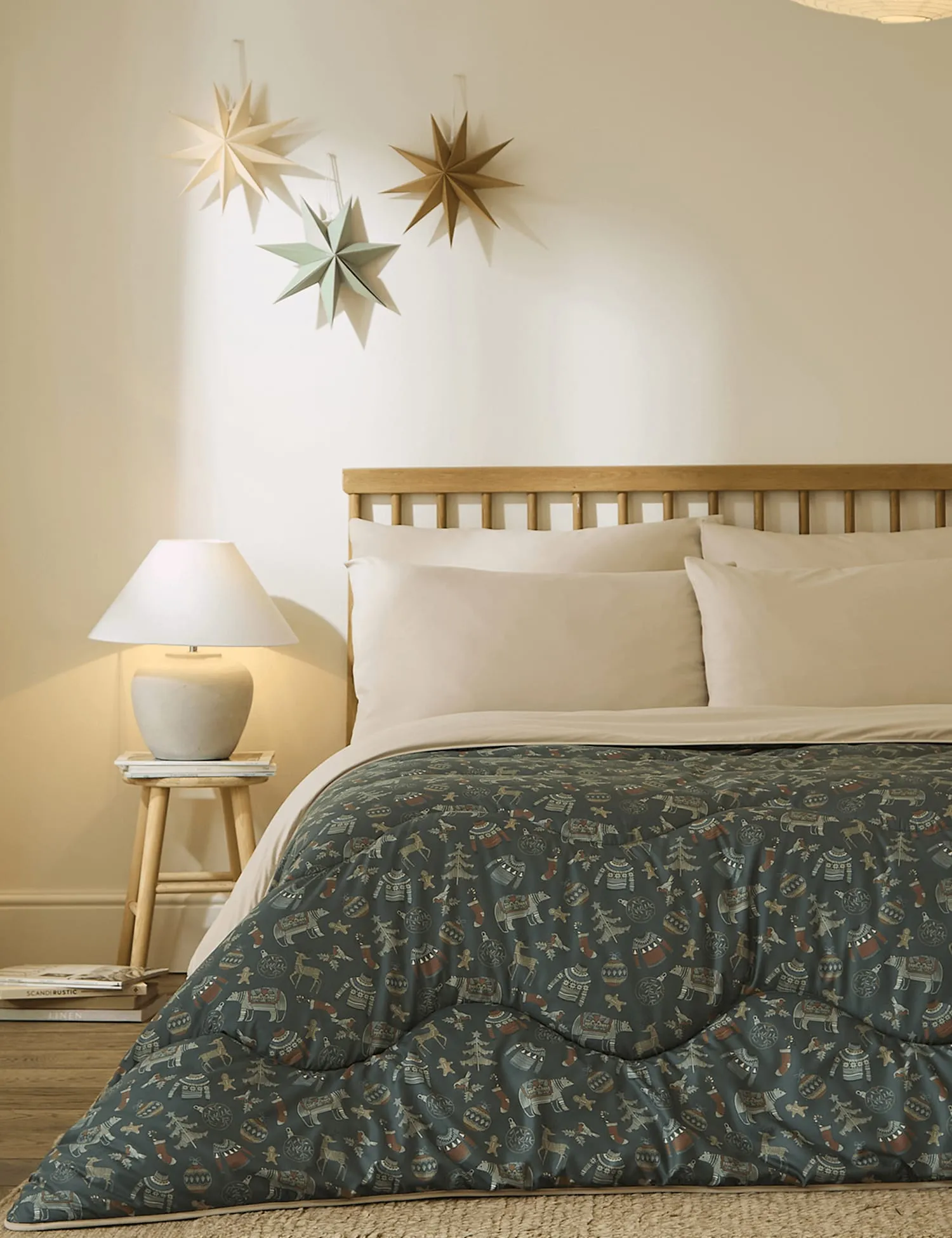 Nightlark Christmas 10.5 Tog Coverless Duvet & Pillowcase Set Dark Green