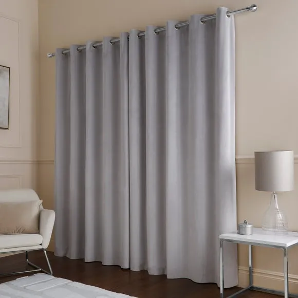 Luxe Velour Eyelet Curtains (Blackout Available) 4