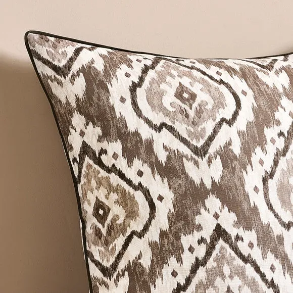 Pineapple Elephant Suri Cushion 4