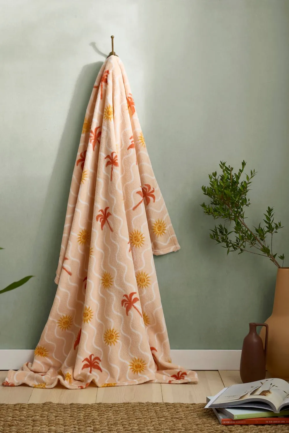 Fusion 'Soleil' Fleece Throw in Coral