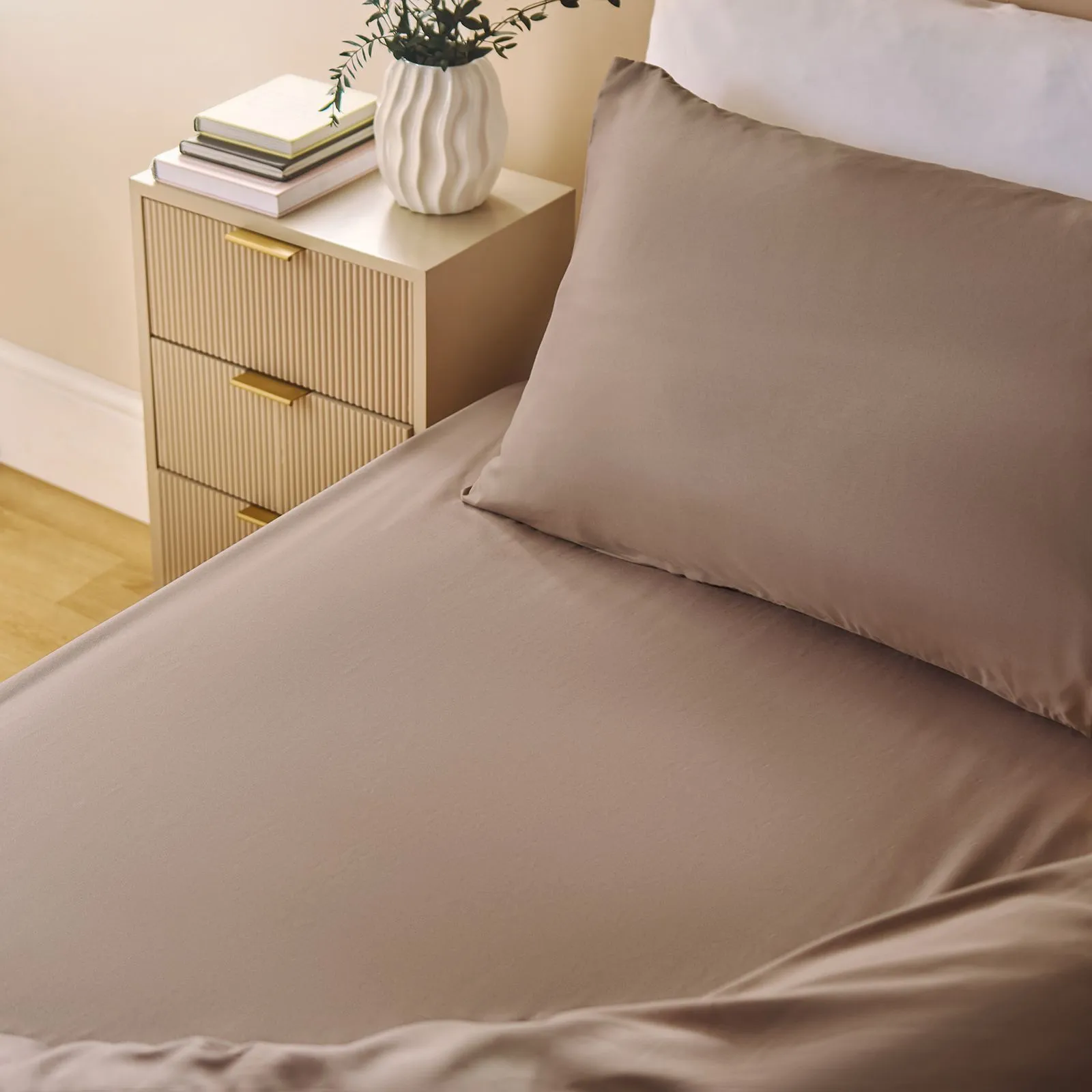 OHS Ultra Soft Microfibre Plain Fitted Bed Sheet in Light Brown | Size: King