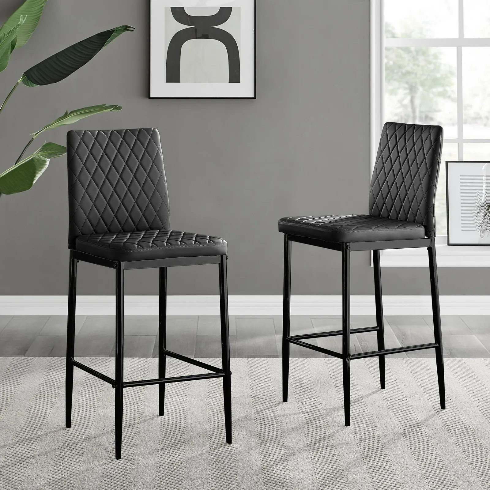FurnitureboxUK Set of 2 Milan Hatched Faux Leather Padded Counter Stools With Black Metal Legs