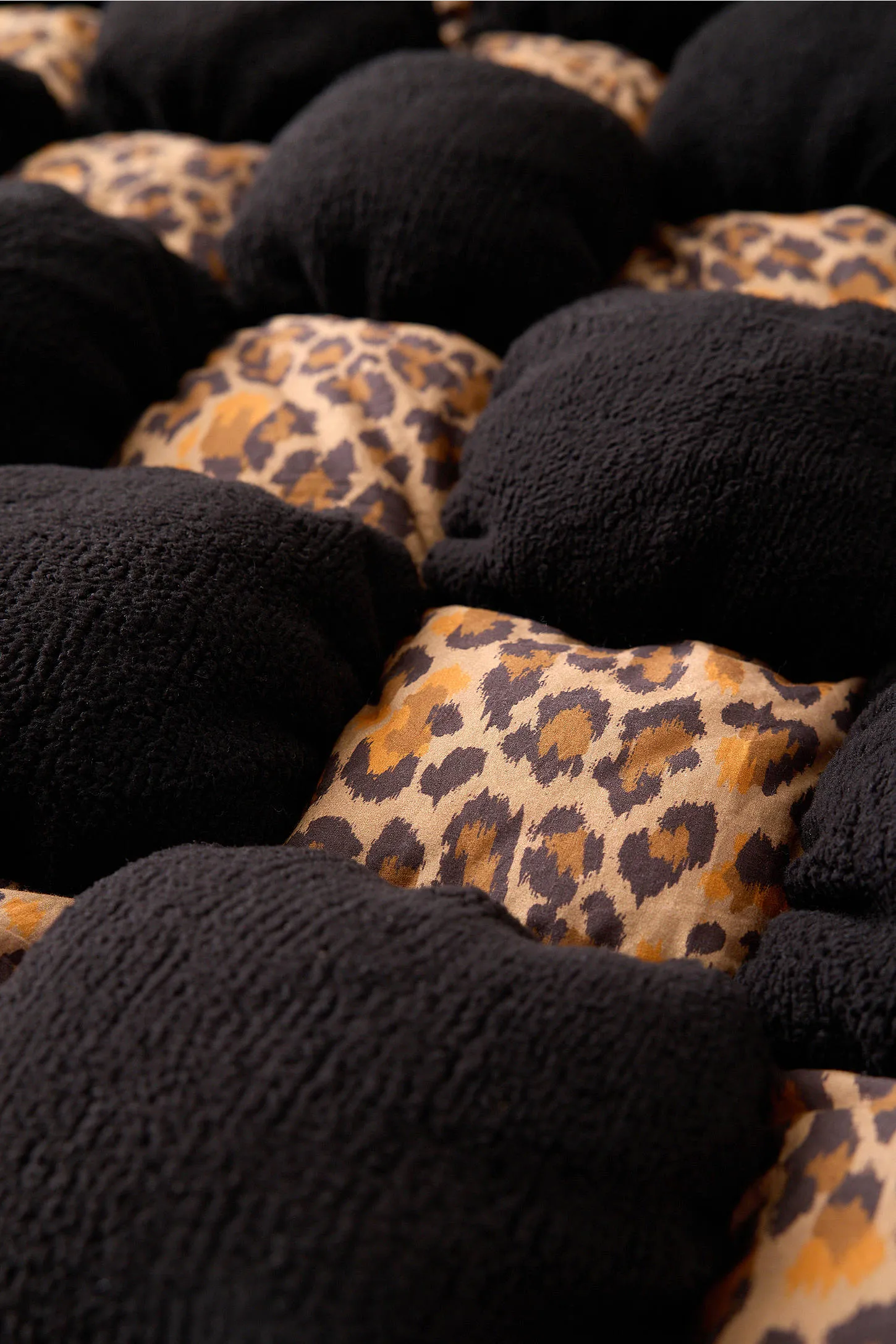 Leopard Sherpa Puff Throw 2