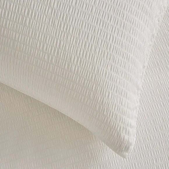 Larken Seersucker Standard Pillowcase Pair 4