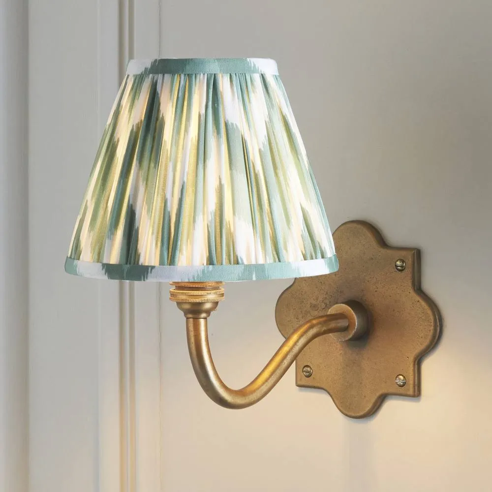 Netlighting Anvil Curve & Zigzag 16cm Wall Lamp Antique Brass Cotswold Green in Gold 2