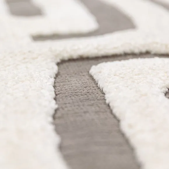 Madu Abstract Tasselled Rug 2