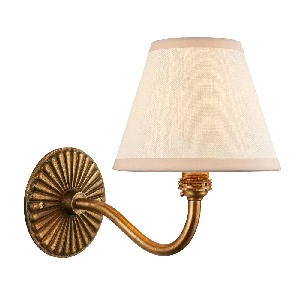 Netlighting Dahlia Curve & Ivy 16cm Wall Lamp Antique Brass Vintage White in Gold