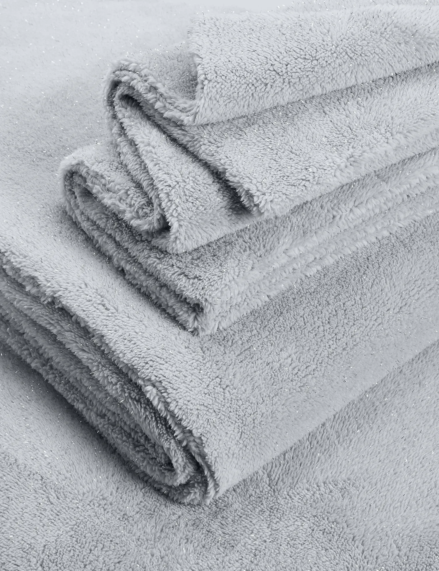 M&S Sparkle Fleece Bedding Set