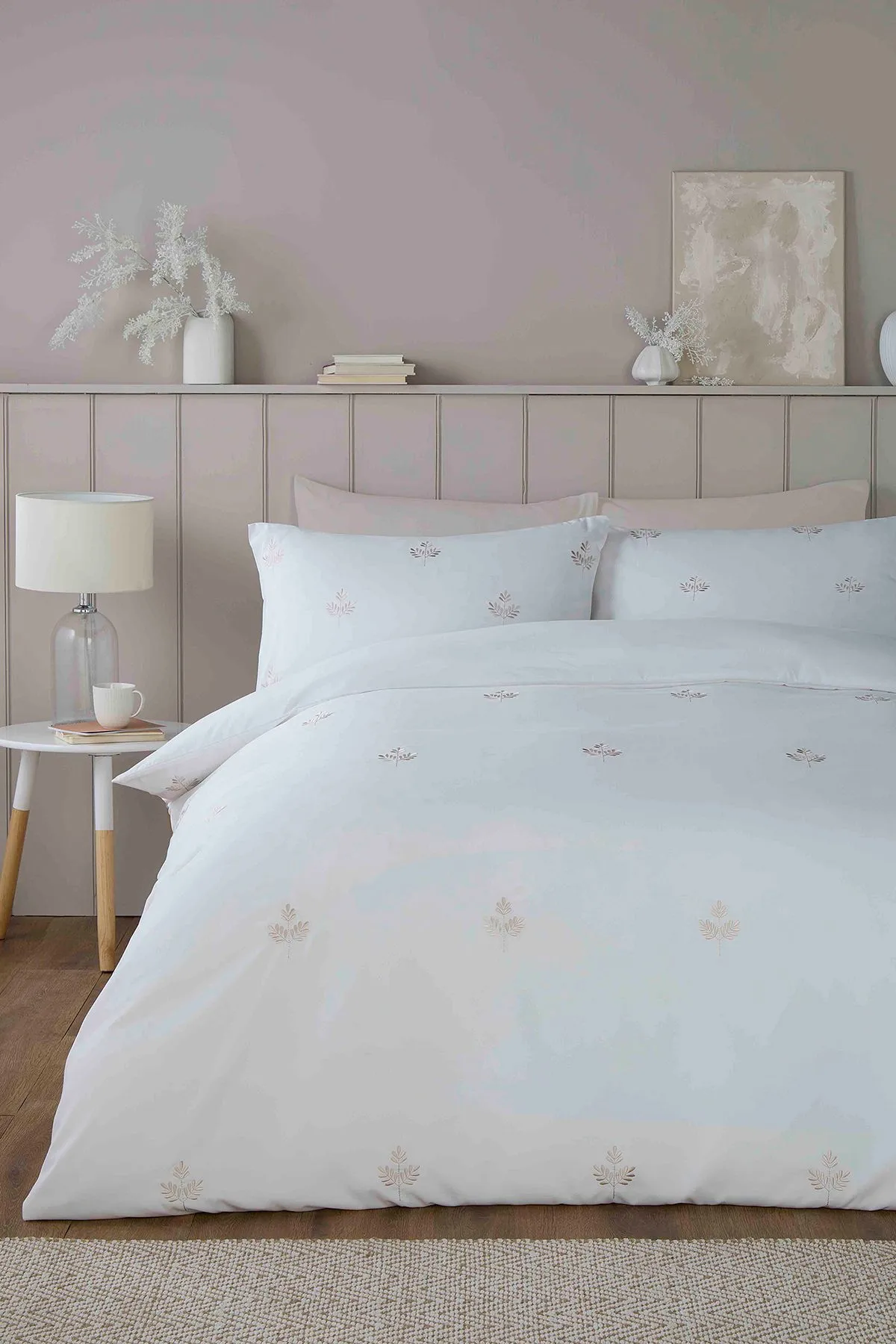 Serene 'Emily Embroidery' Easy Care Embroidered Leaf Duvet Cover Set in Natural