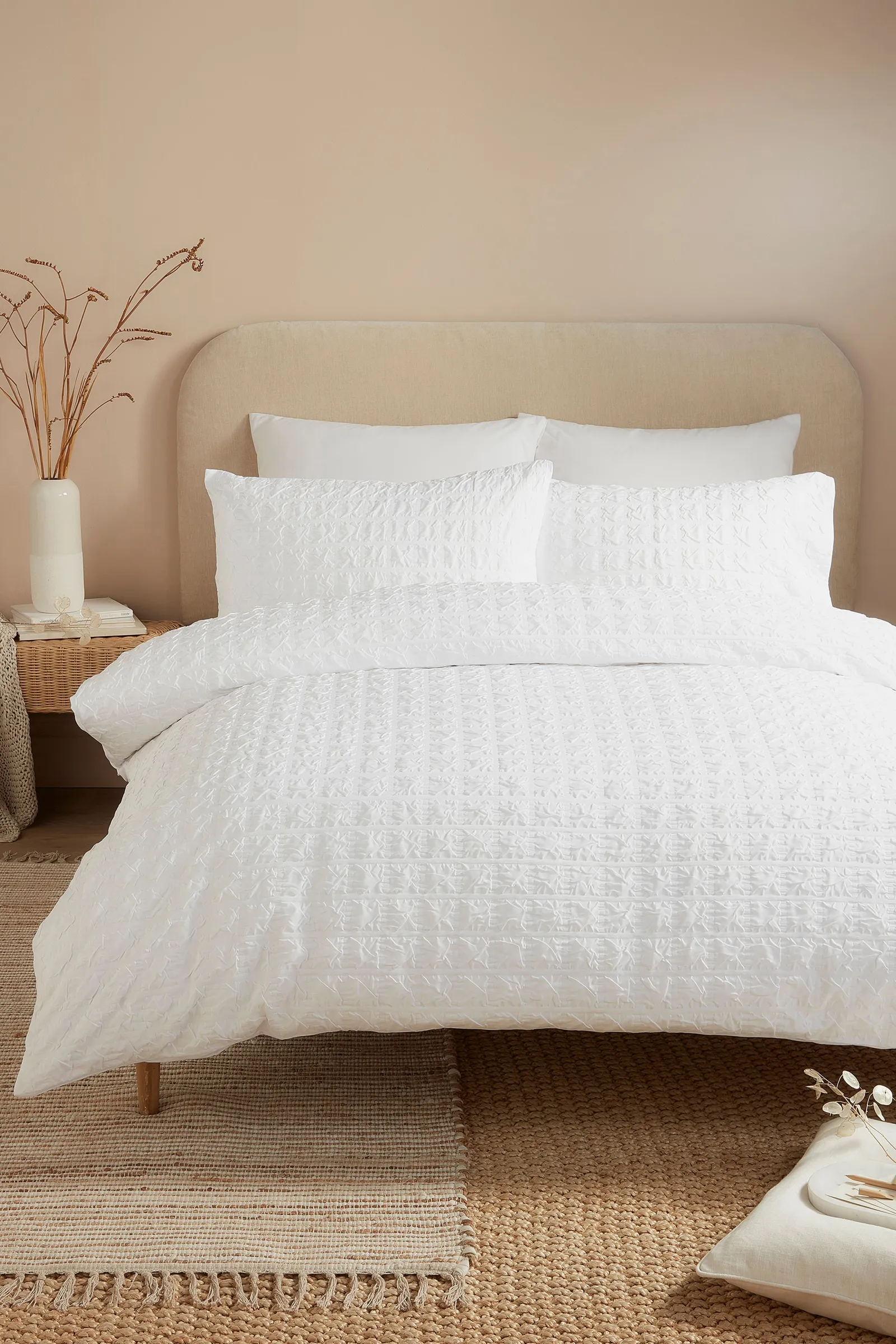 Serene 'Embossed Grid' Embossed Textured Duvet Cover Set in White