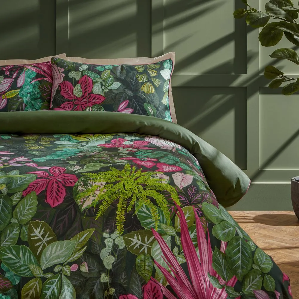 Paoletti Veadeiros Exotic Floral Duvet Cover Set in Pink 2