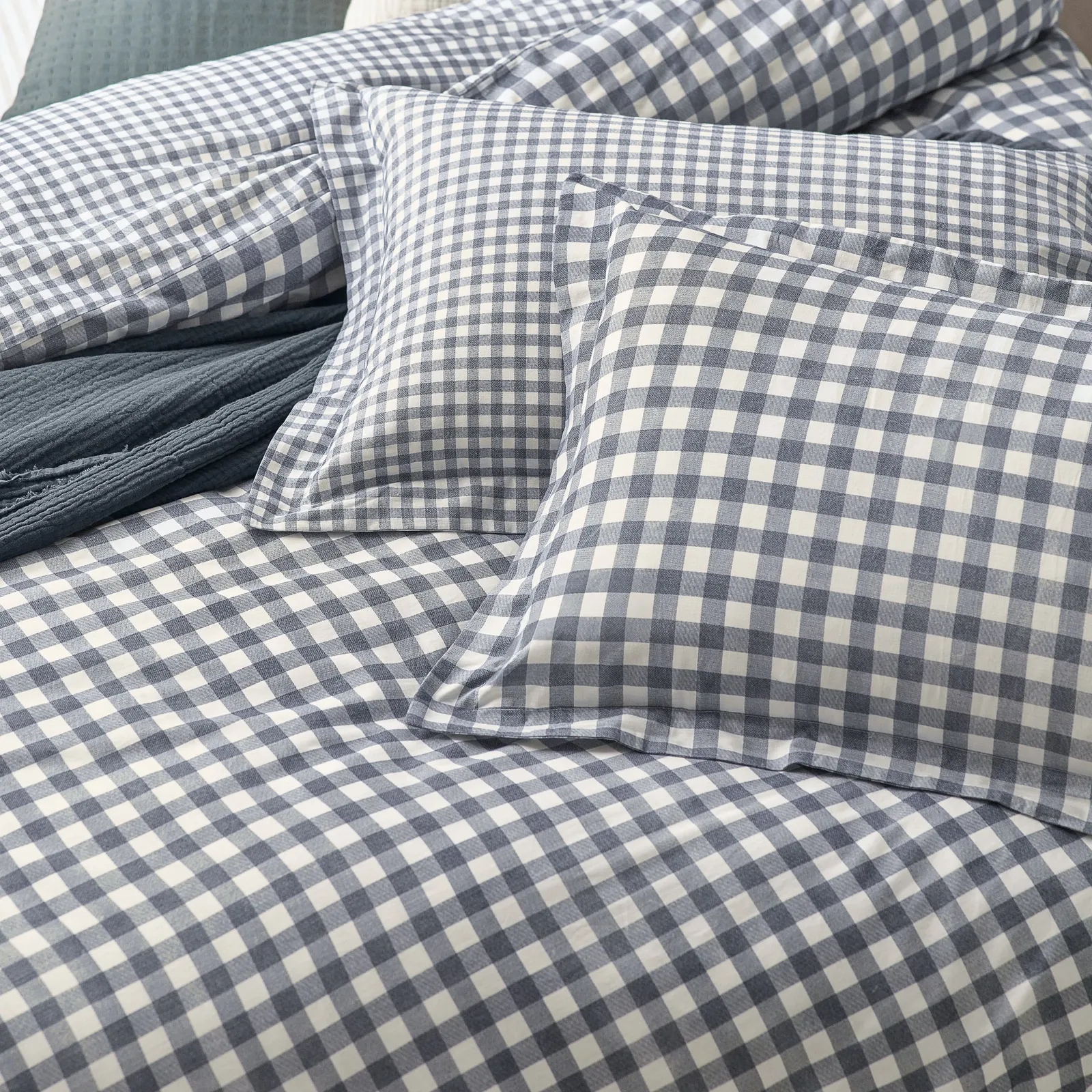 Yard Barton Gingham Check Reversible Duvet Cover Set in Navy 3