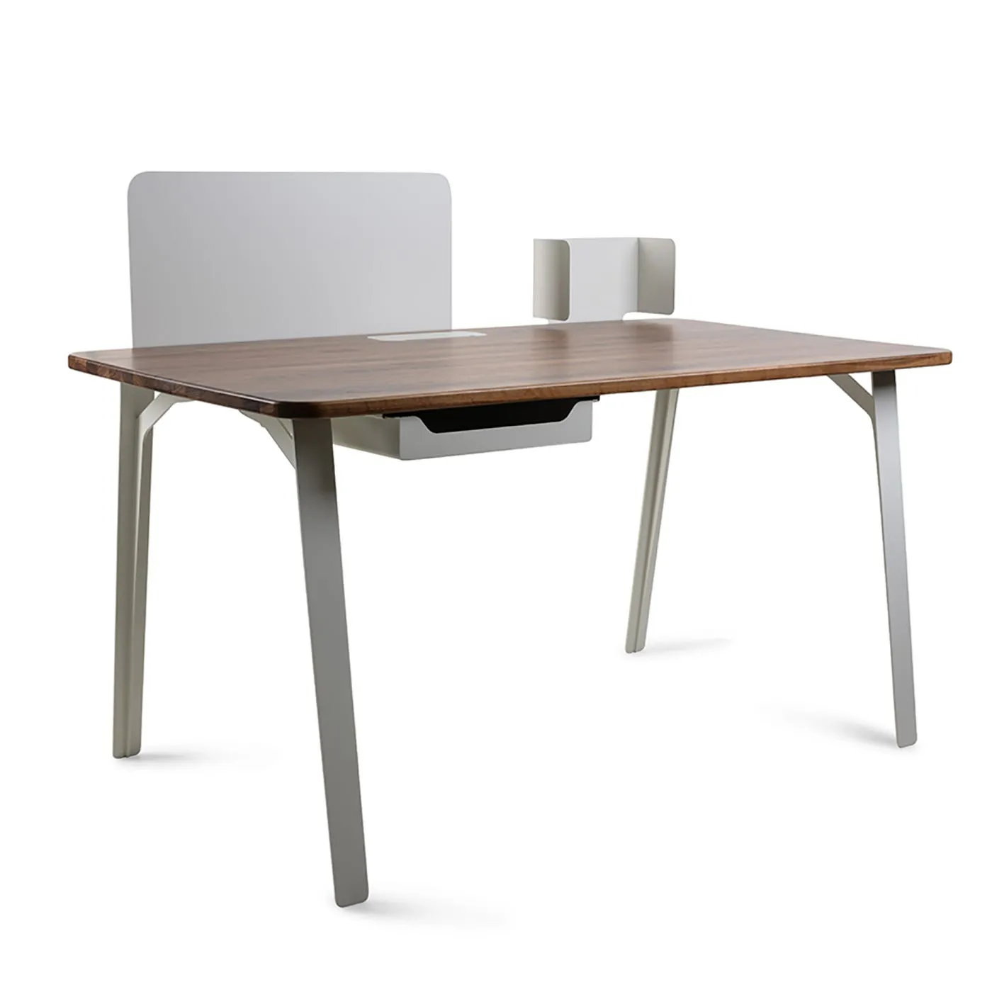 Case Mantis Desk Walnut 3