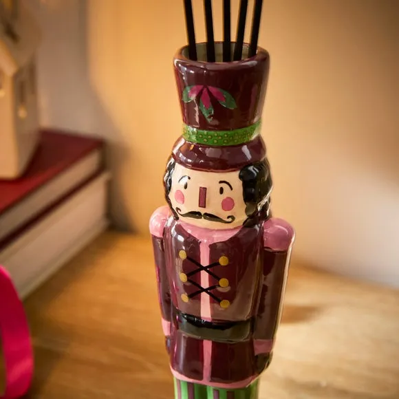 Bourbon Creme Nutcracker Diffuser 2