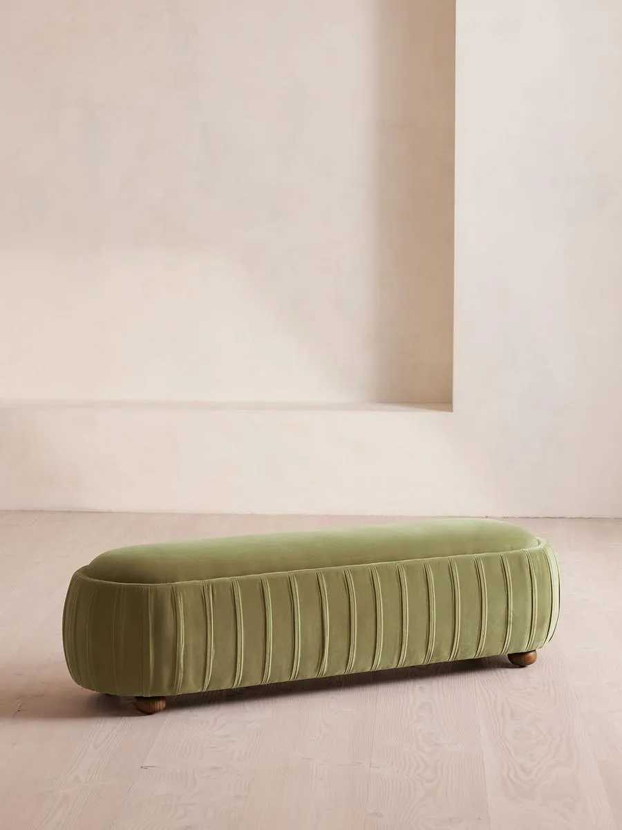 Vivienne Bench, Velvet, Lichen
