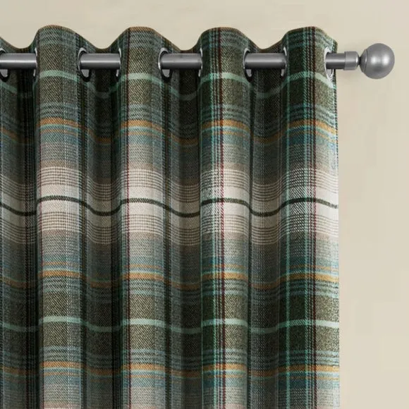 Sundour Gleneagles Blackout Eyelet Curtains