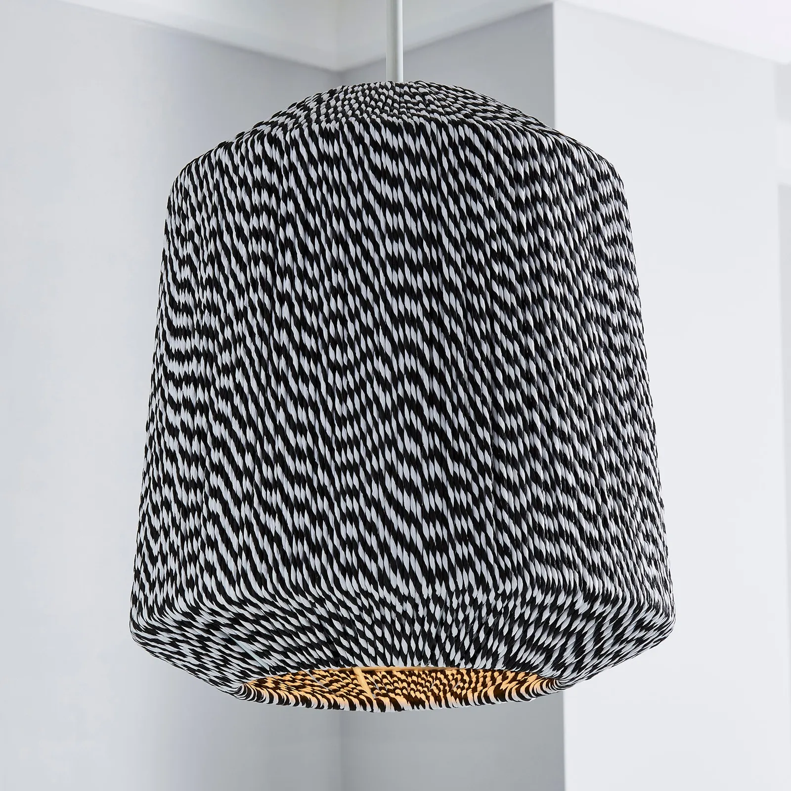 Victor Black and White String Easy Fit Pendant Black and White