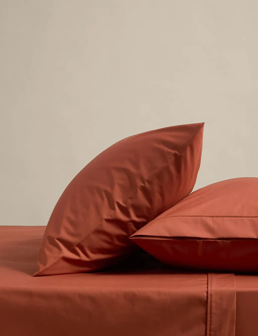 M&S 2 Pack Egyptian Cotton 230 Thread Count Crisp Pillowcases Terracotta