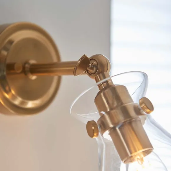 Vogue Harti Adjustable Wall Light 4