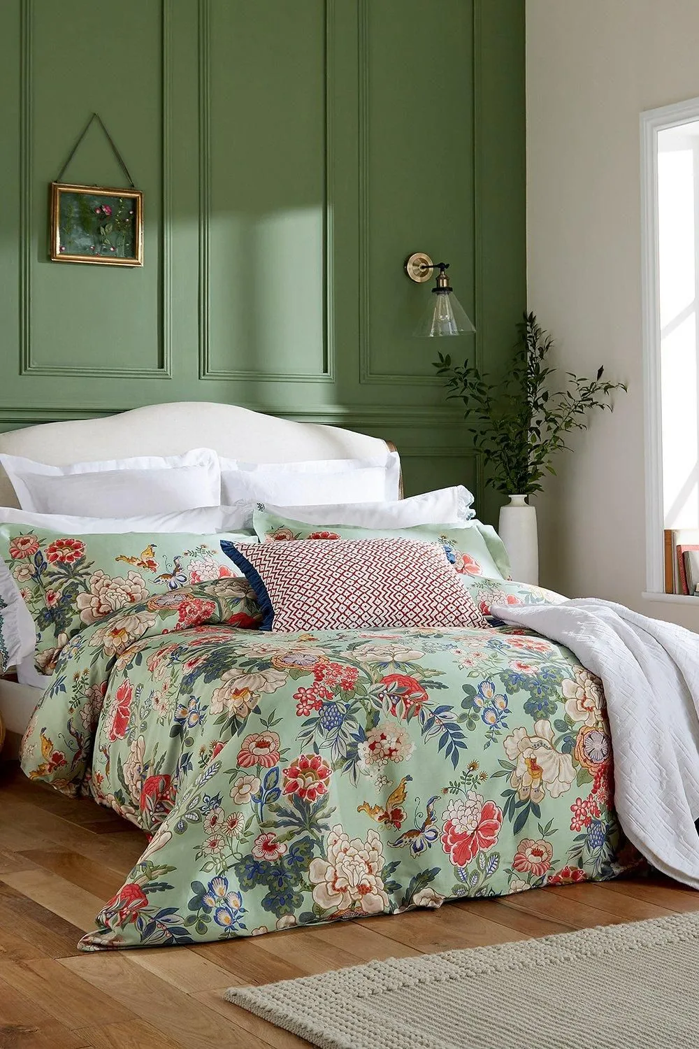 Sanderson 'Emperor Peony' Cushion 40X60cm in Green 4