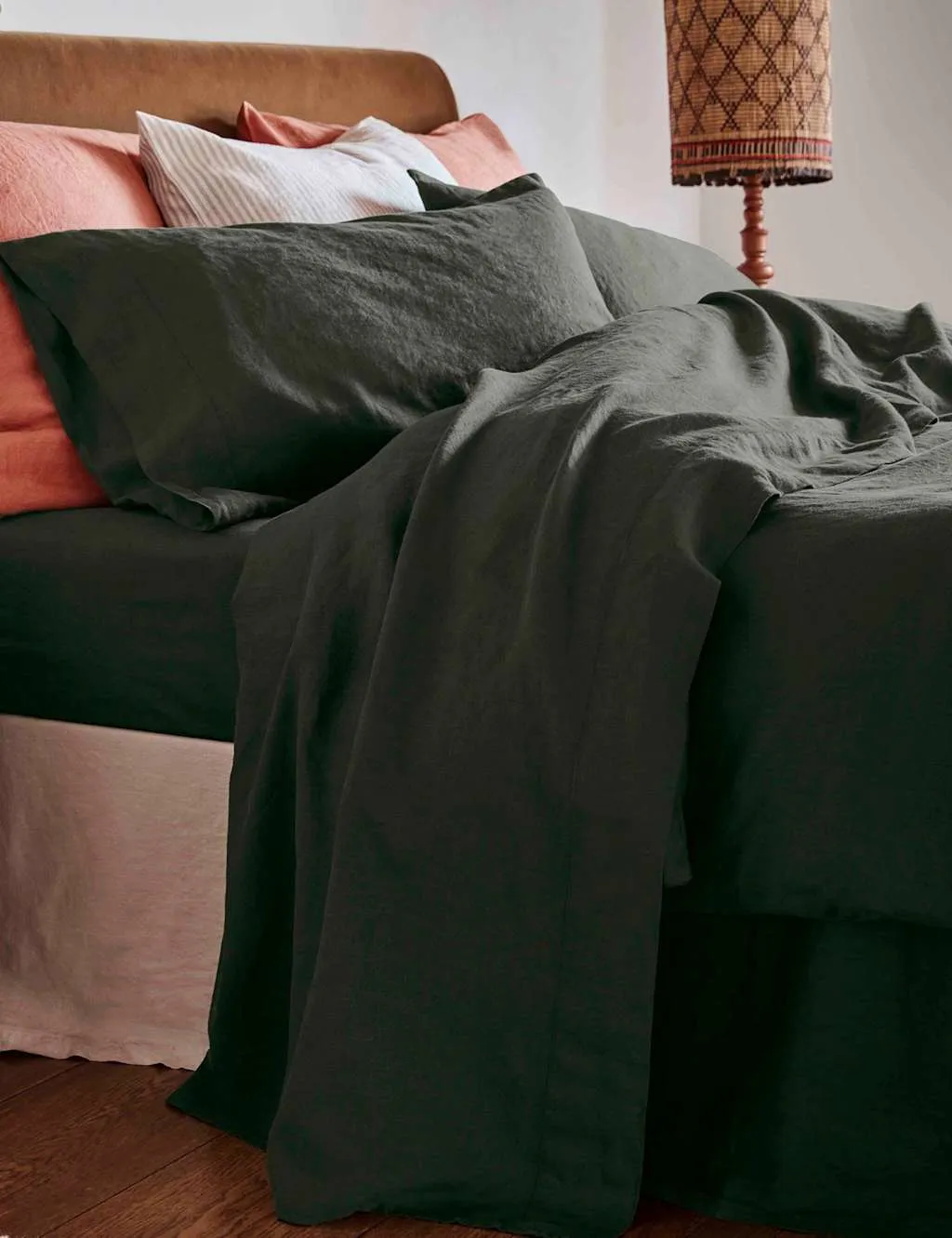 Piglet In Bed Linen Rich Flat Sheet Black