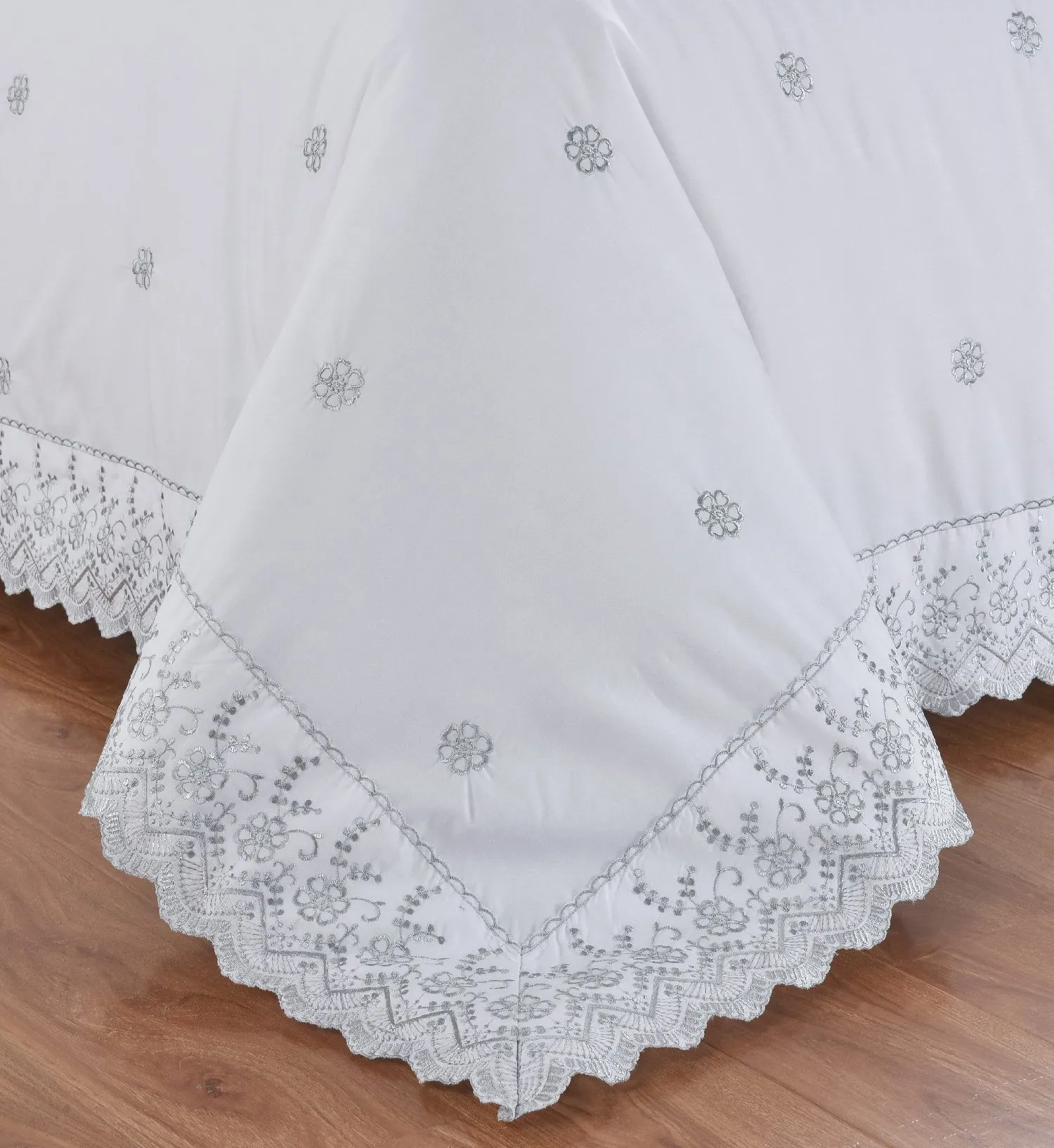 Rapport Home Gabrielle Floral Polycotton Fabric Duvet Cover Set Size Silver, Silver 4