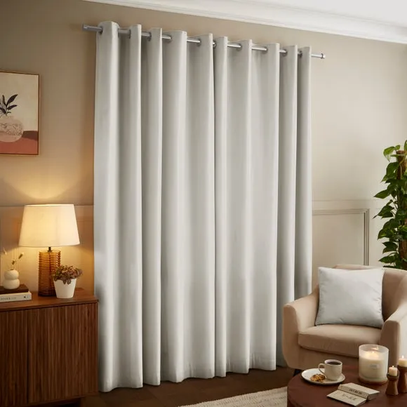Luxe Velour Eyelet Curtains (Blackout Available) 3