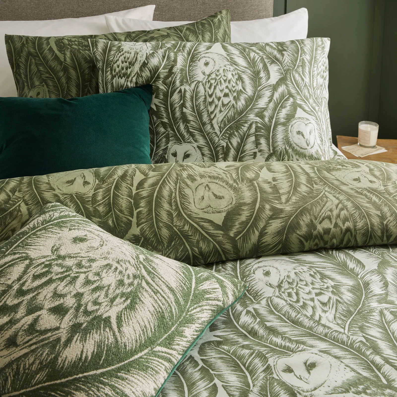 Wylder Albus Barn Owl Floral Duvet Cover Set in Green 2