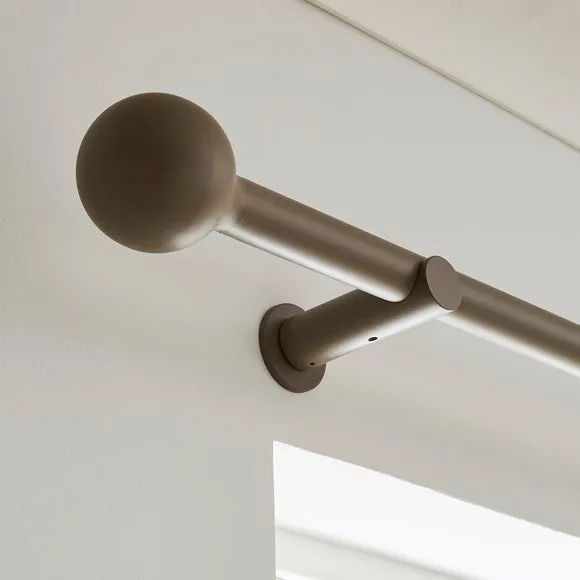 Contemporary Ball Fixed Metal Curtain Pole with Rings 1