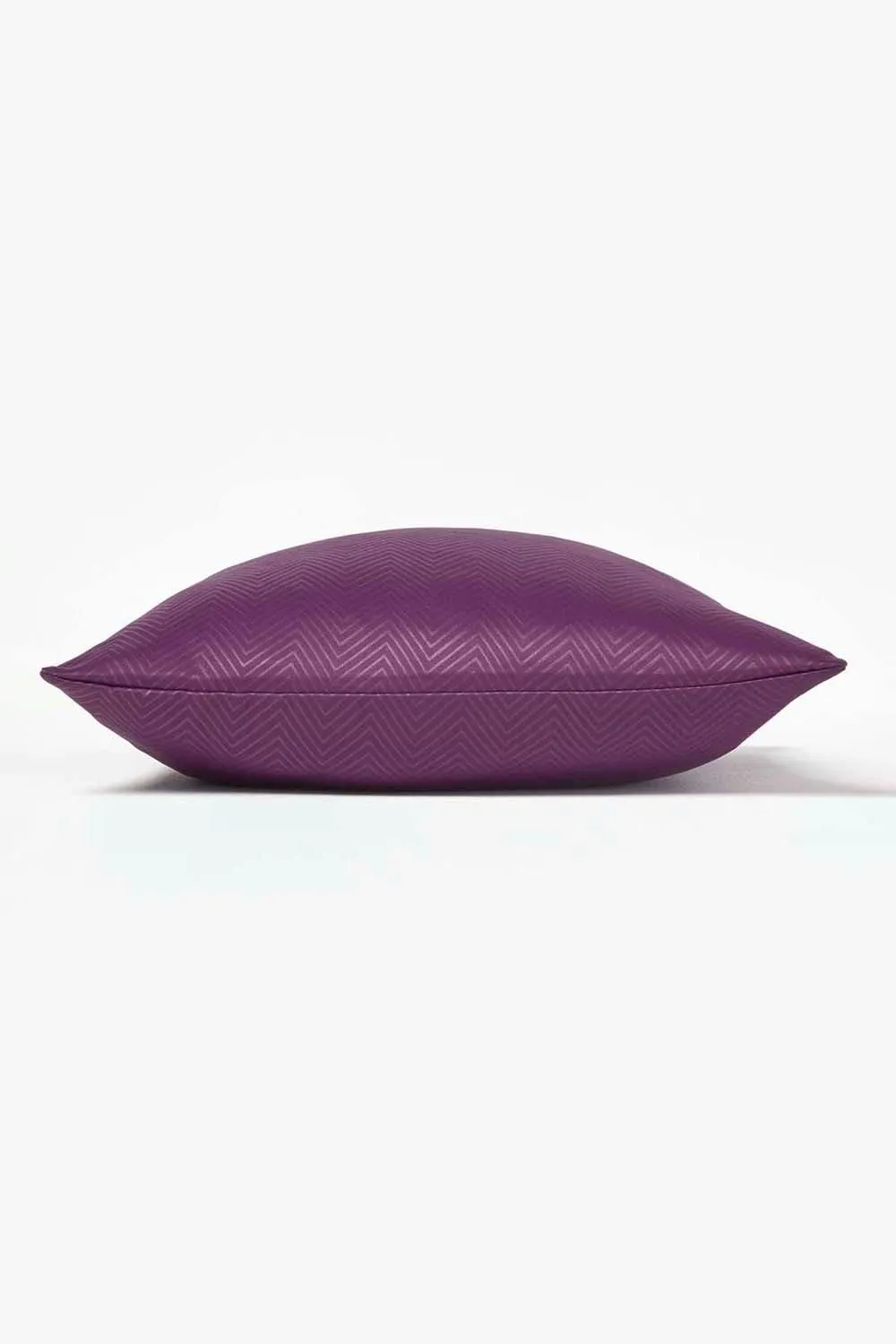 Homescapes Herringbone Cushion Cover in Purple 3