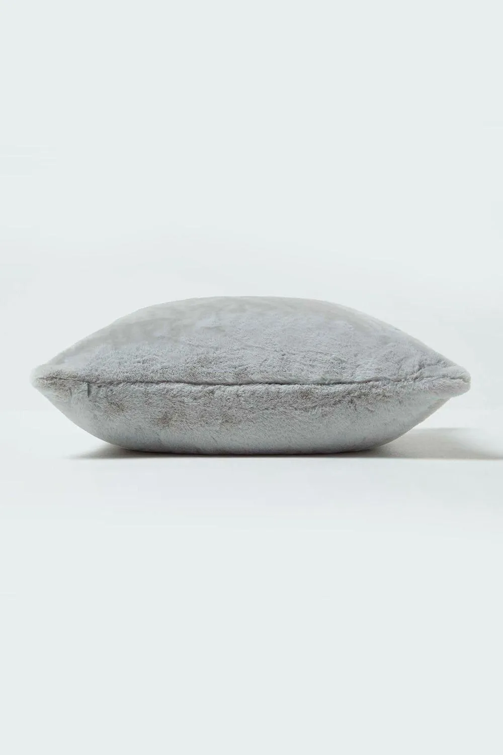 Homescapes Soft Touch Faux Fur Cushion 46 x 46 cm in Grey 4