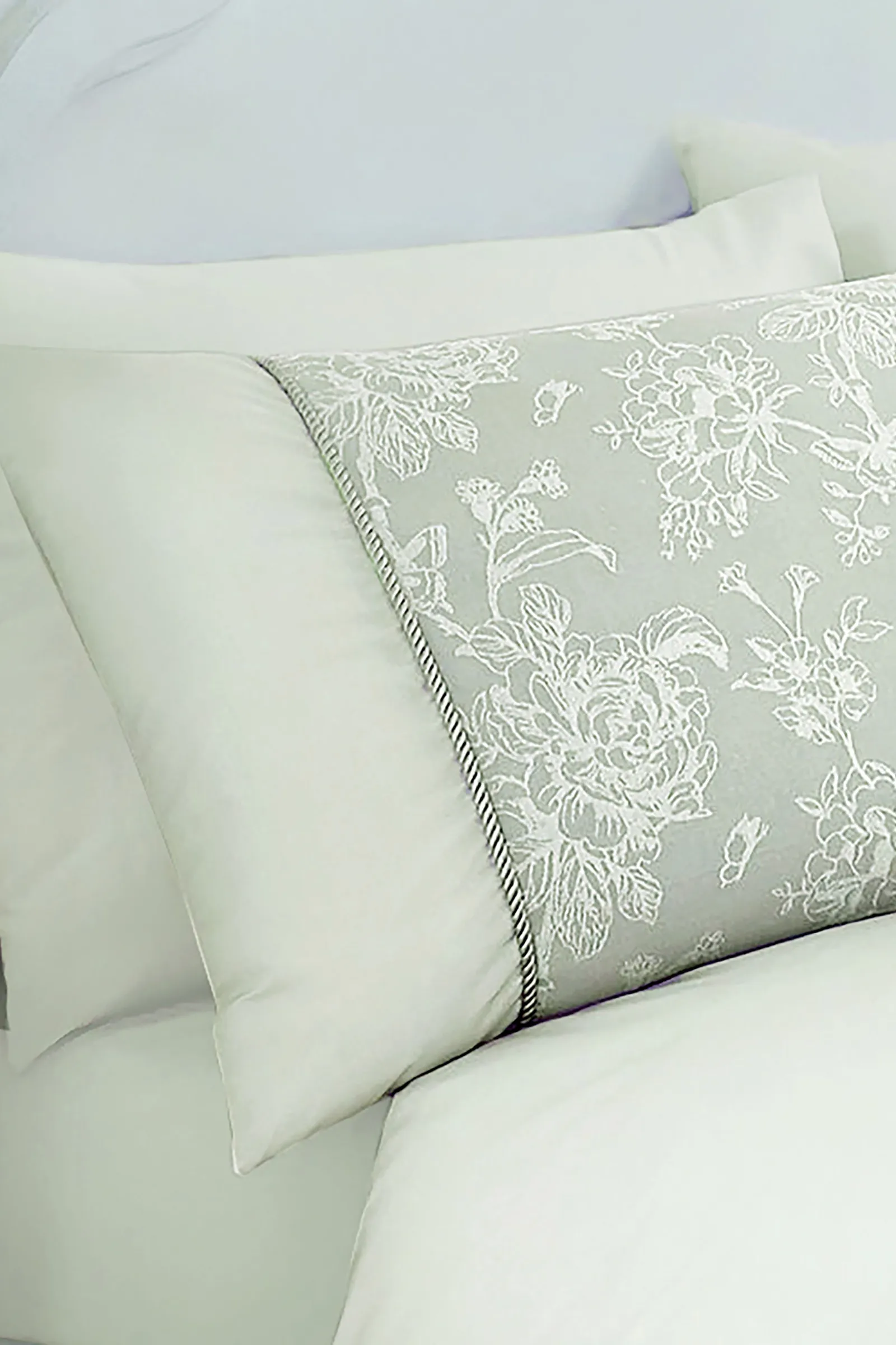 Dreams & Drapes 'Jasmine' Floral Jacquard Duvet Cover Set in Green 2