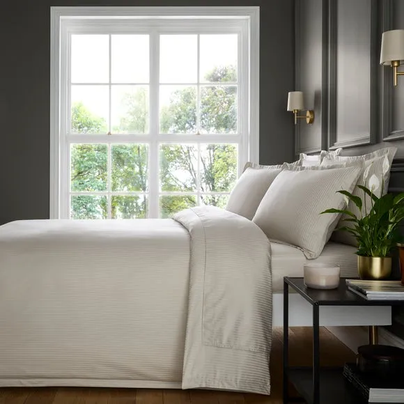 Hotel Cotton Stripe 400 Thread Count Duvet Cover & Pillowcase Set 4