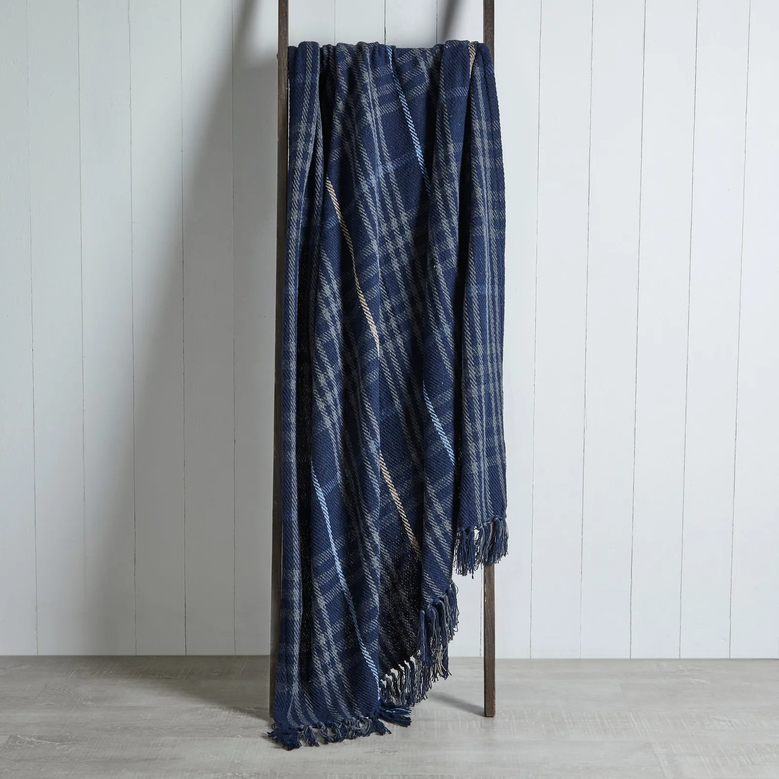 Countryman Check Throw Navy Blue and Grey
